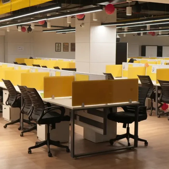 Office Space : Workstation